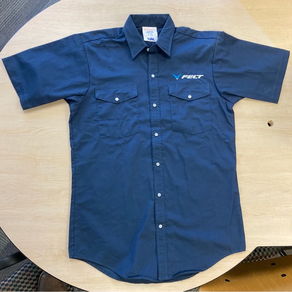 FELT Bicycles Mechanic Style Work-shirt NWT - Picture 2 of 8
